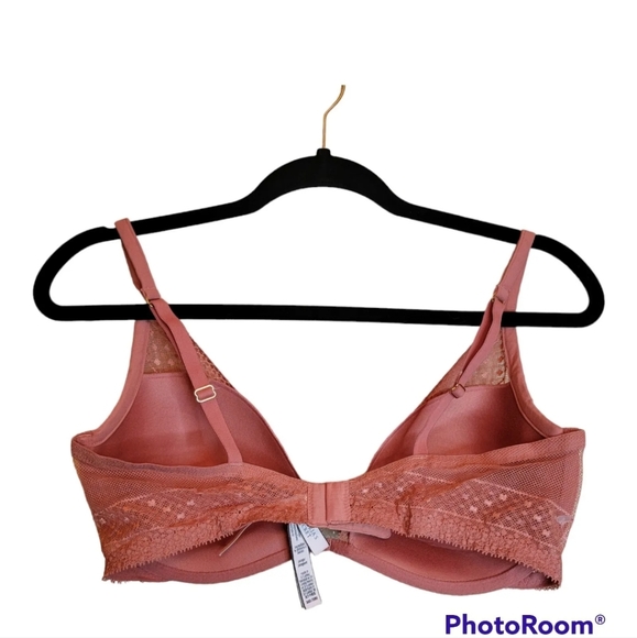 Victoria's Secret Bra Incredible By Victoria's Plunge/Padded/Underwire Size 36D - Picture 4 of 7